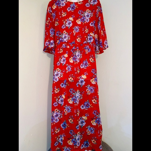 NWOT Beautiful floral button maxi kimono - Picture 7 of 10